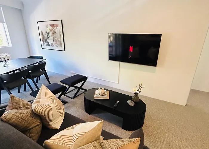 Kozyguru Camperdown Cozy 2-Bed Apt And Parking